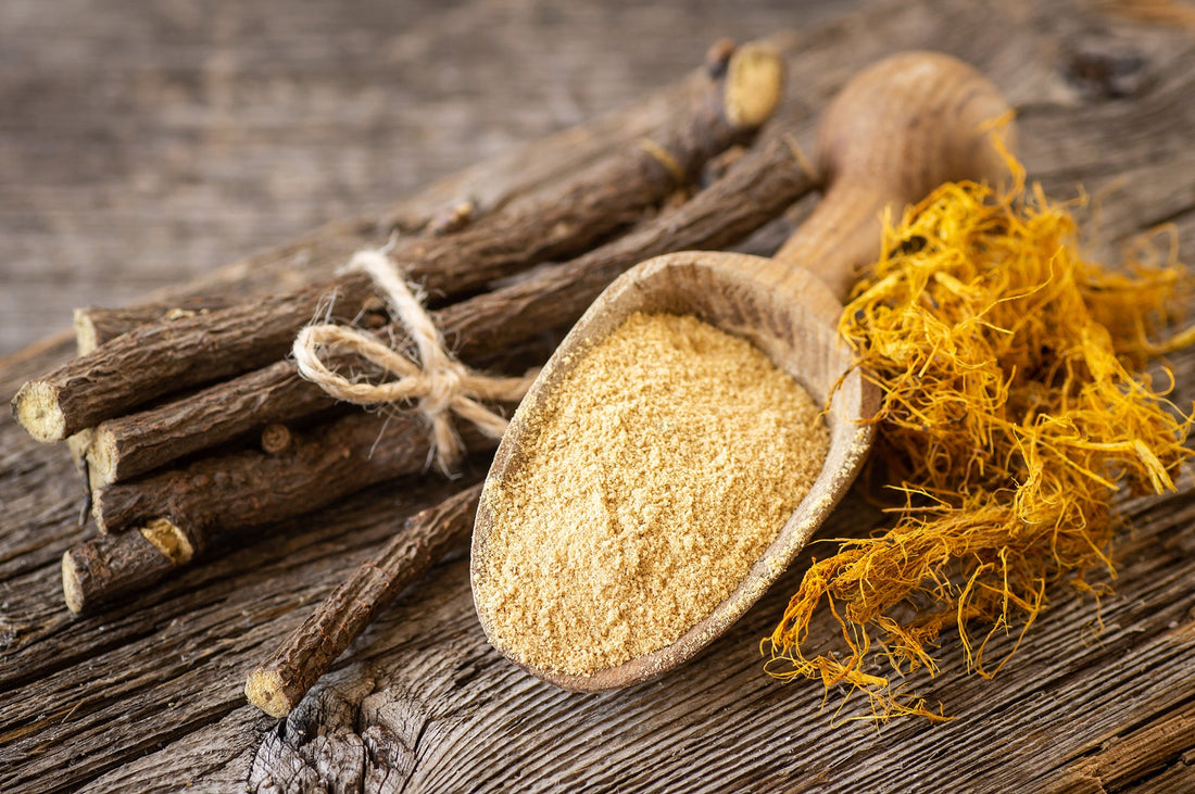 Czarna Magia Słodyczy: Lukrecja w Proszku – Skarb Natury dla Zdrowia i Smaku